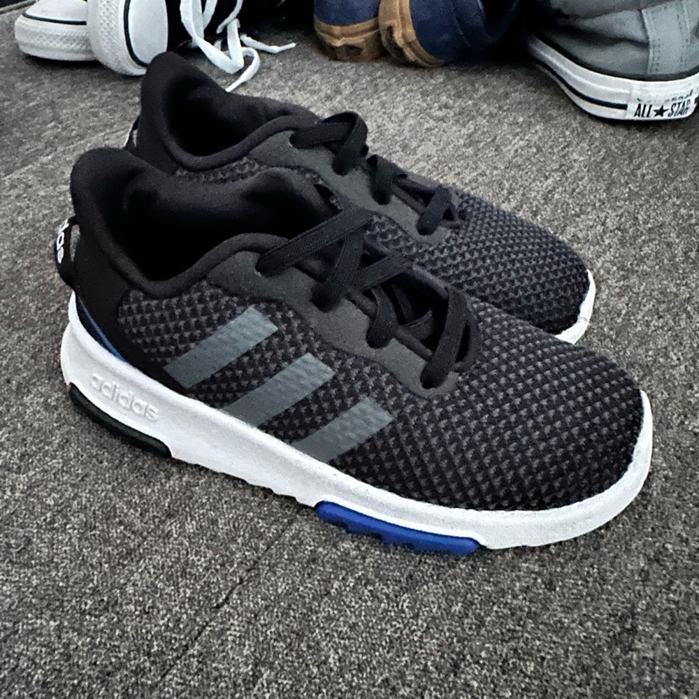 Toddler adidas. Excellent condition.